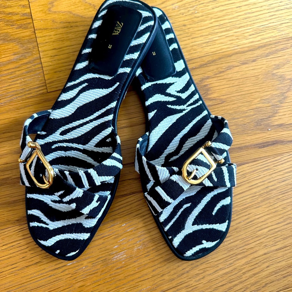 Zara sandals, size 39